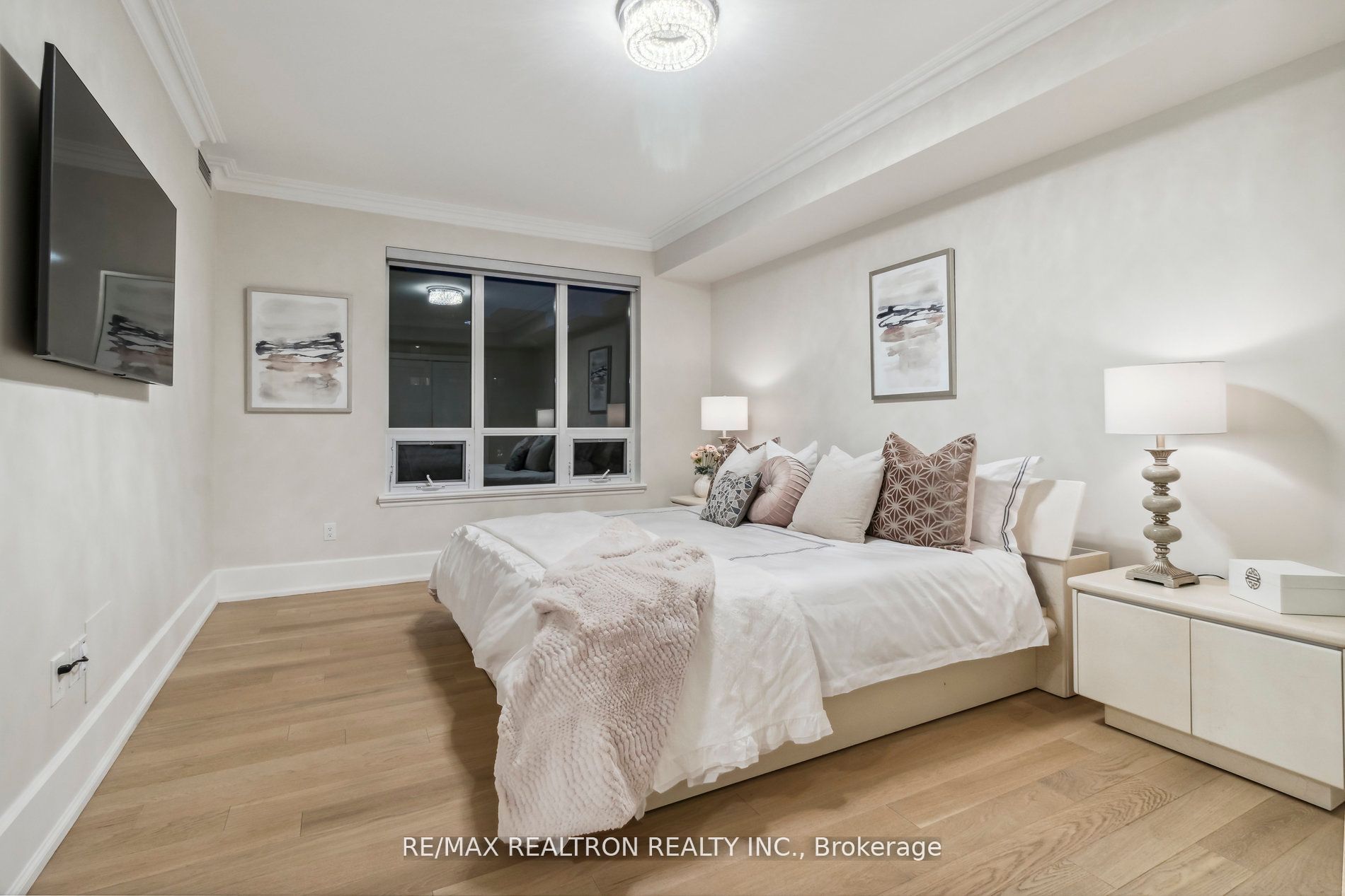 662 Sheppard Avenue E, #609C