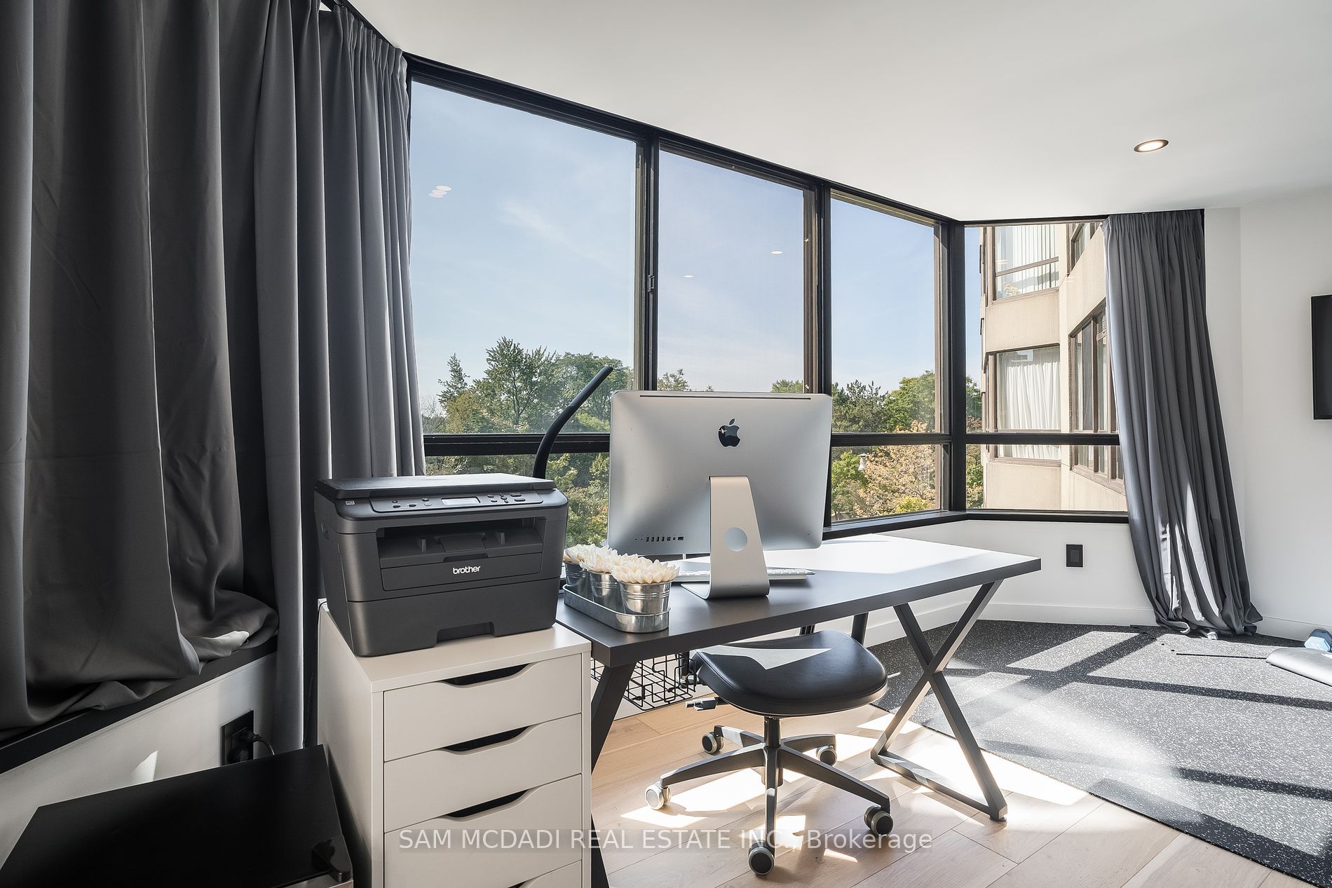 5444 Yonge Street #304