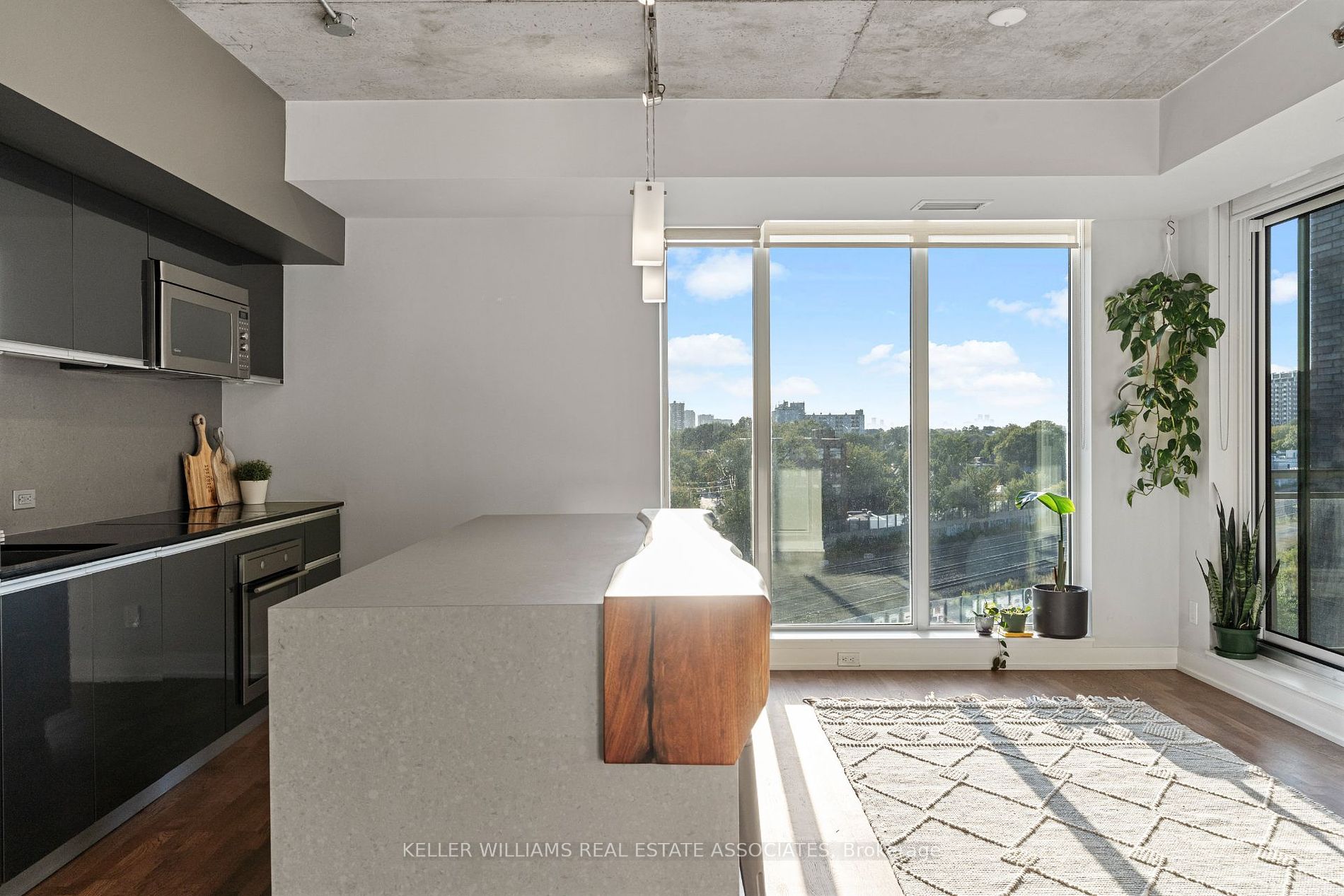 20 Minowan Miikan Lane, #712