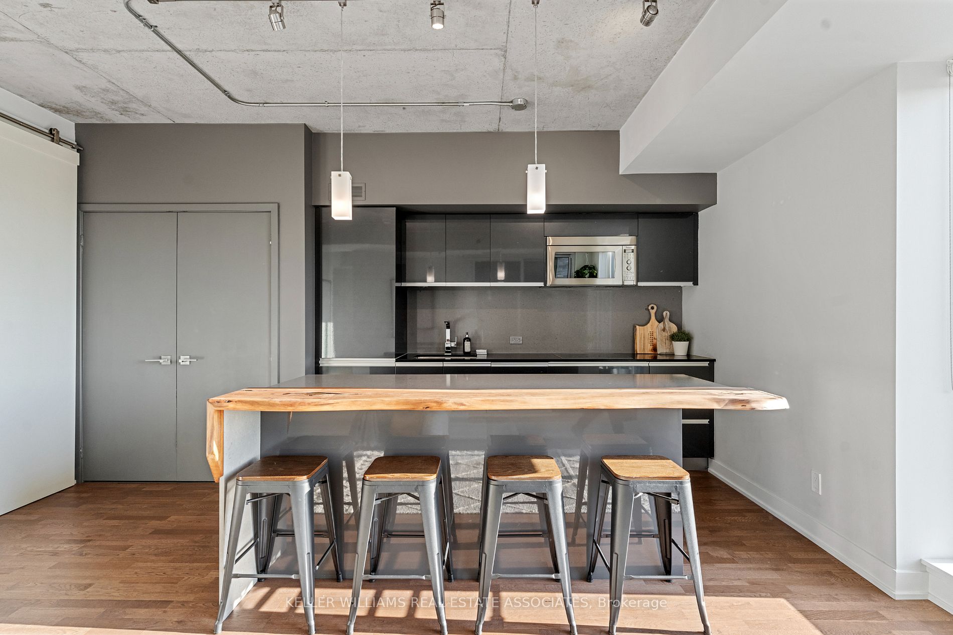 20 Minowan Miikan Lane, #712