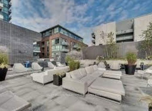 20 Minowan Miikan Lane, #712