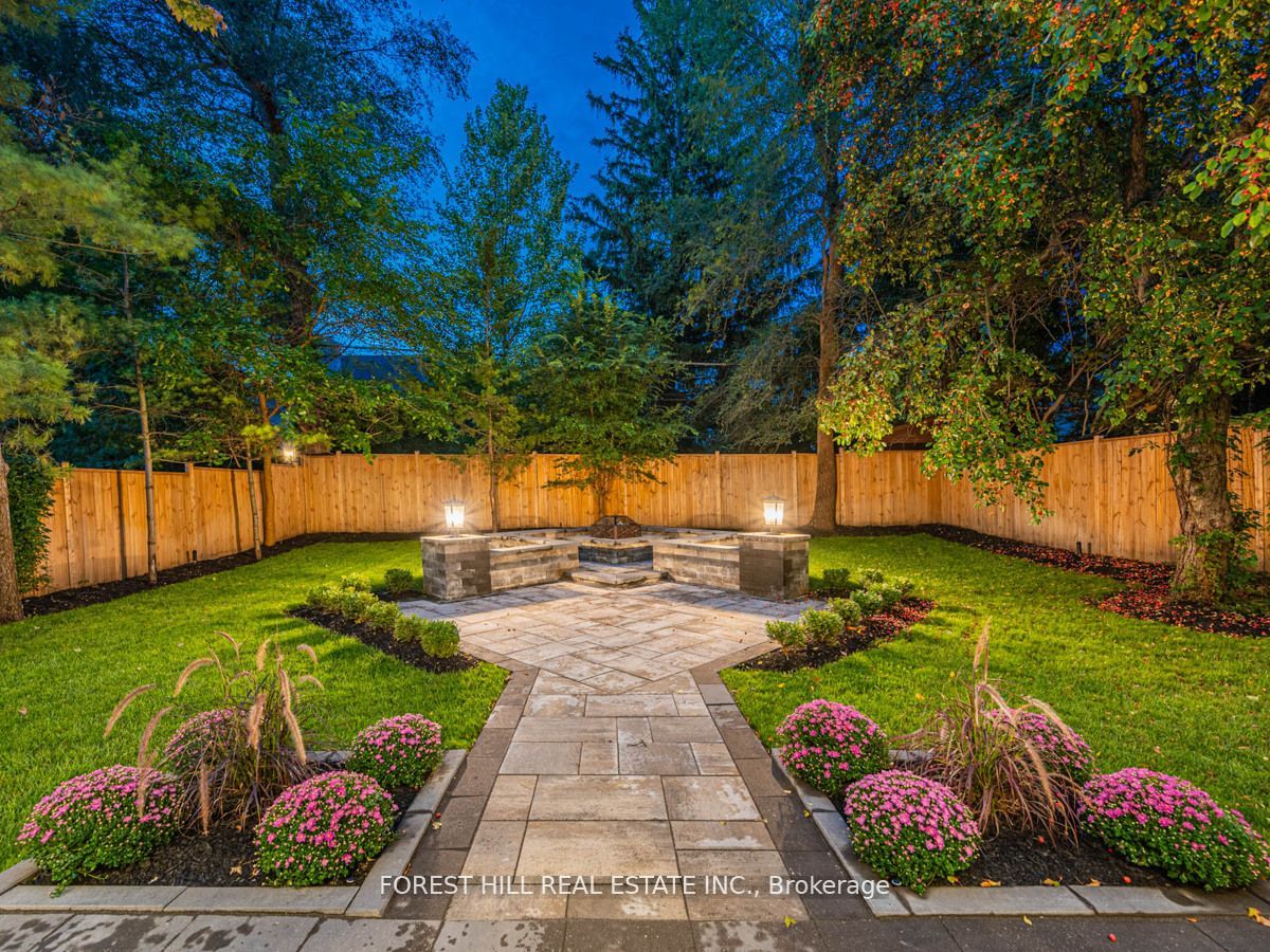 148 Munro Boulevard
