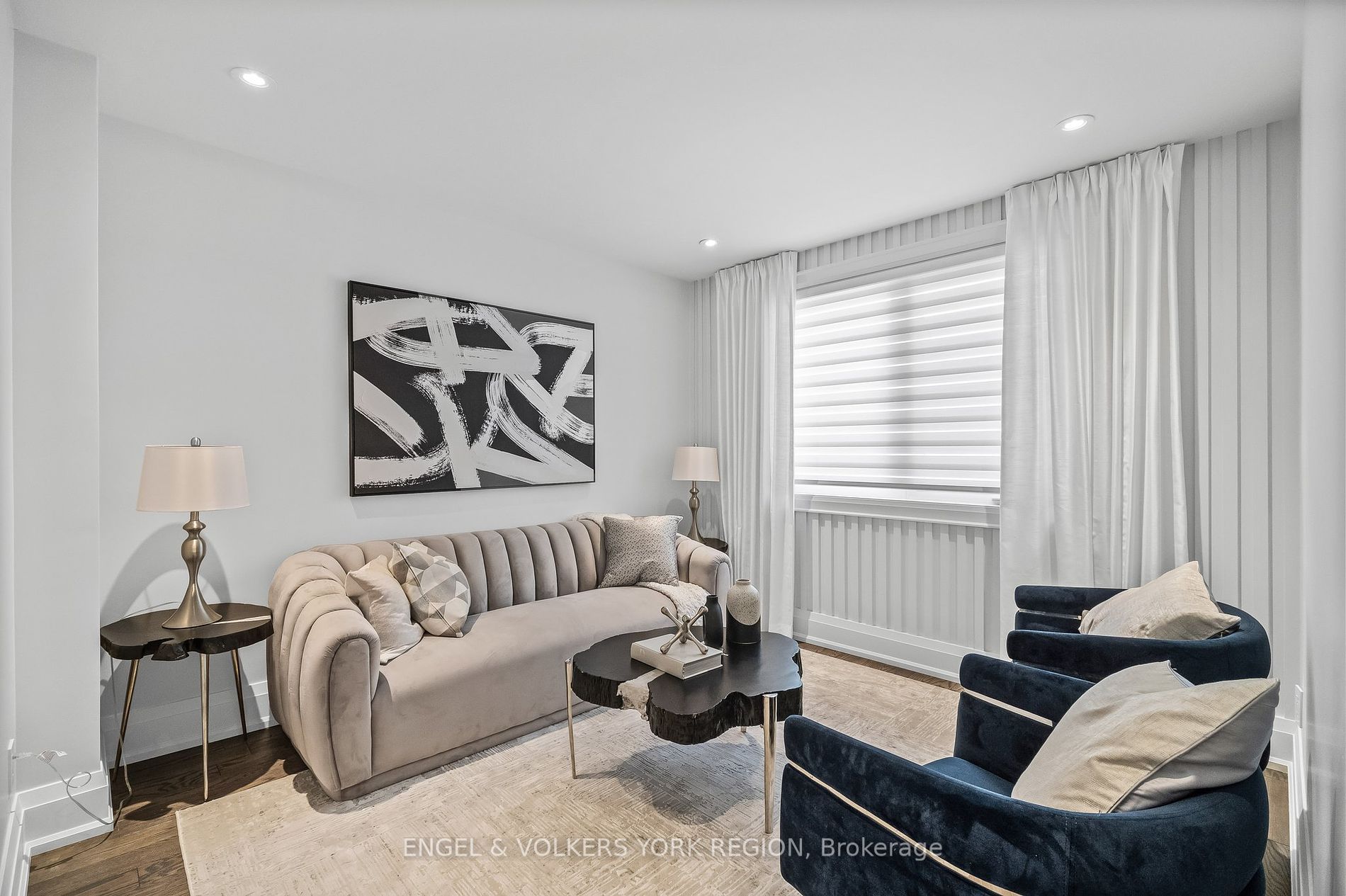 95 Risebrough Ave