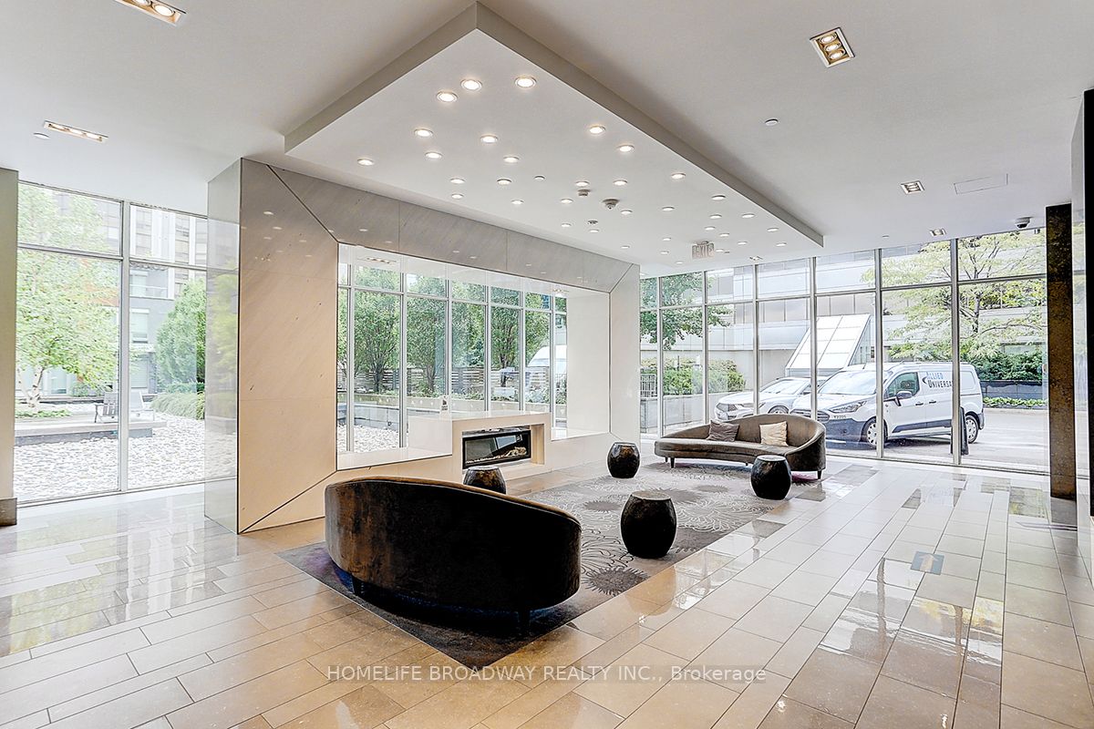 88 Sheppard Avenue E, #2405