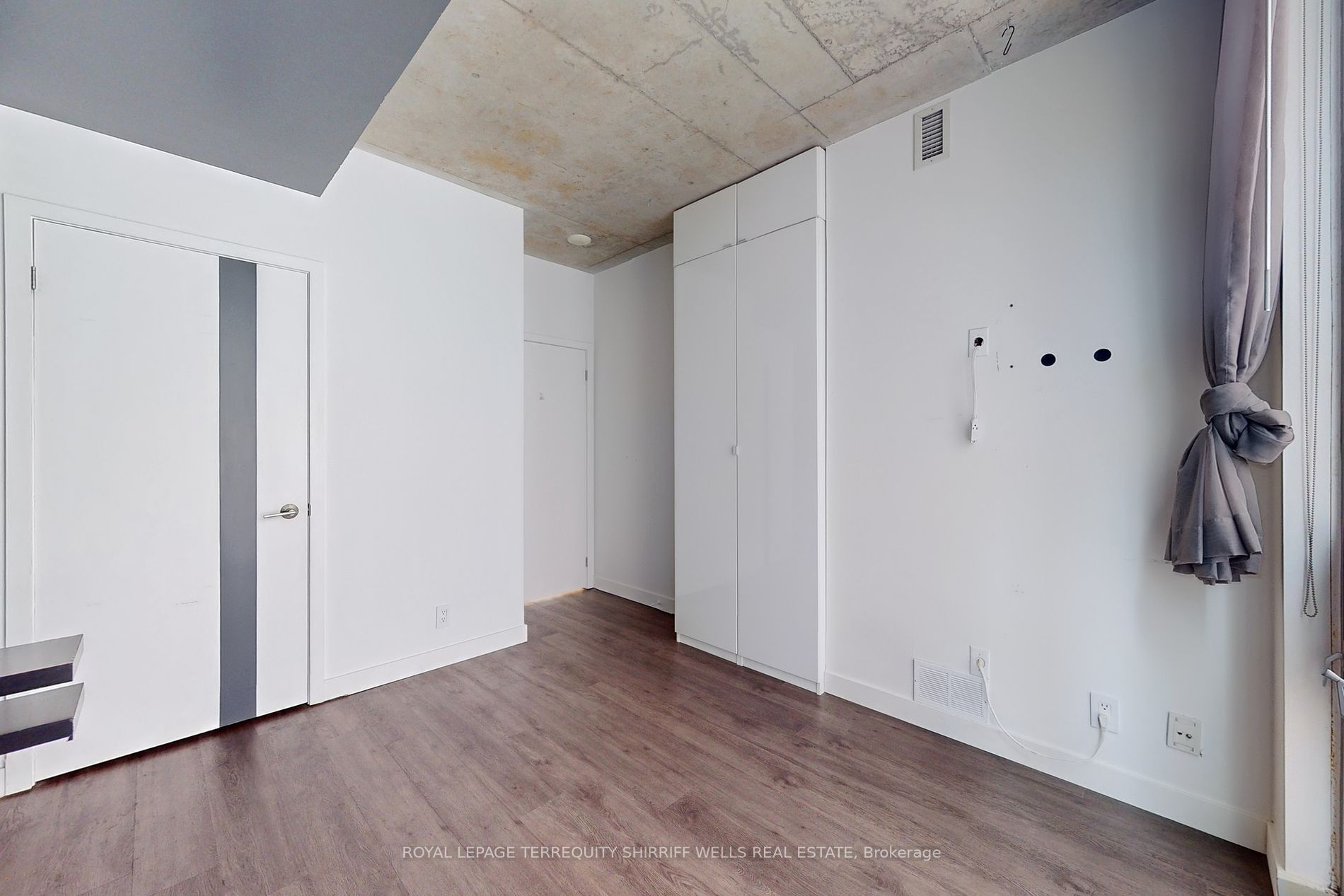 33 Lombard St, #502