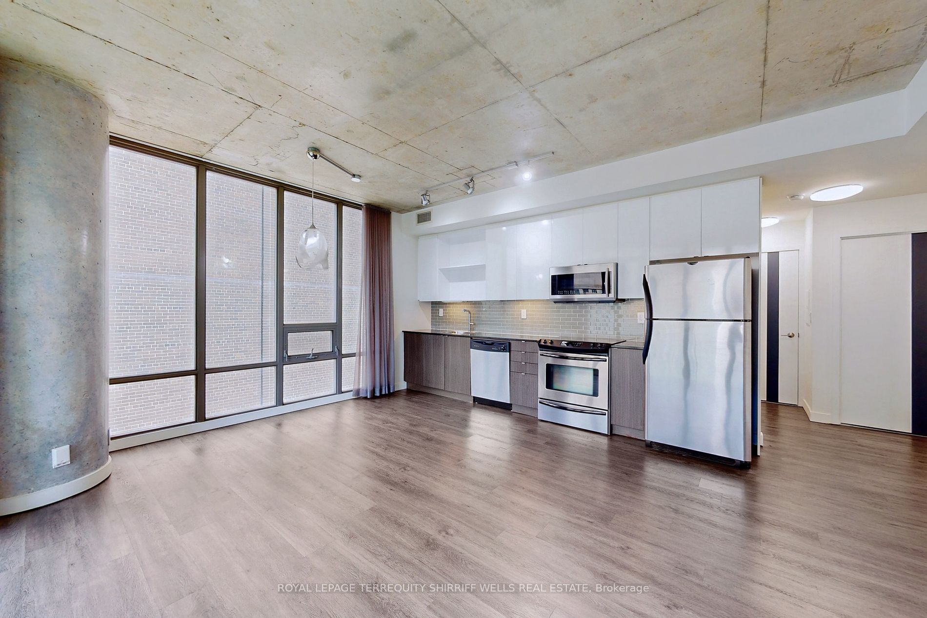 33 Lombard St, #502