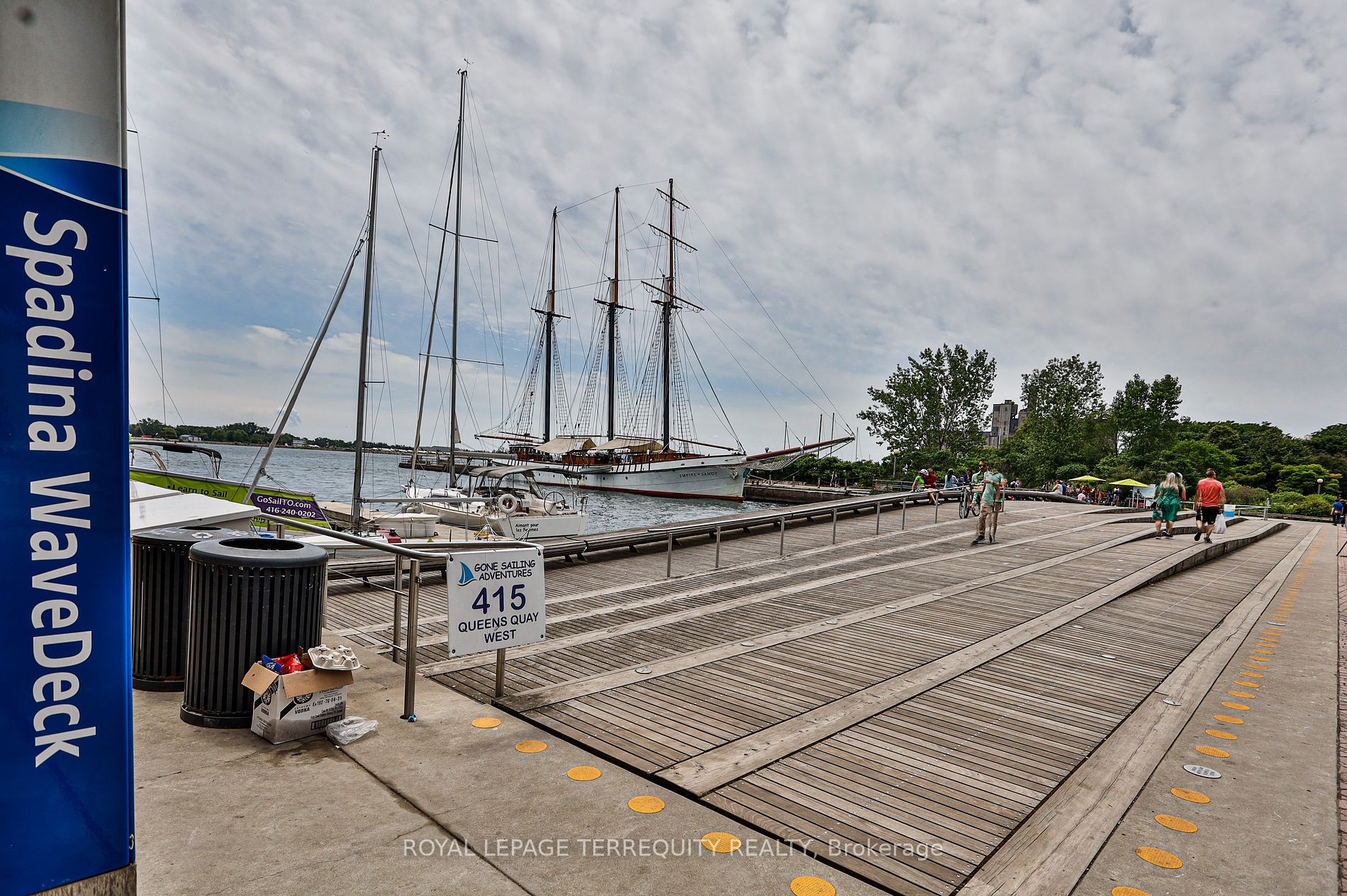 410 Queens Quay W, #216