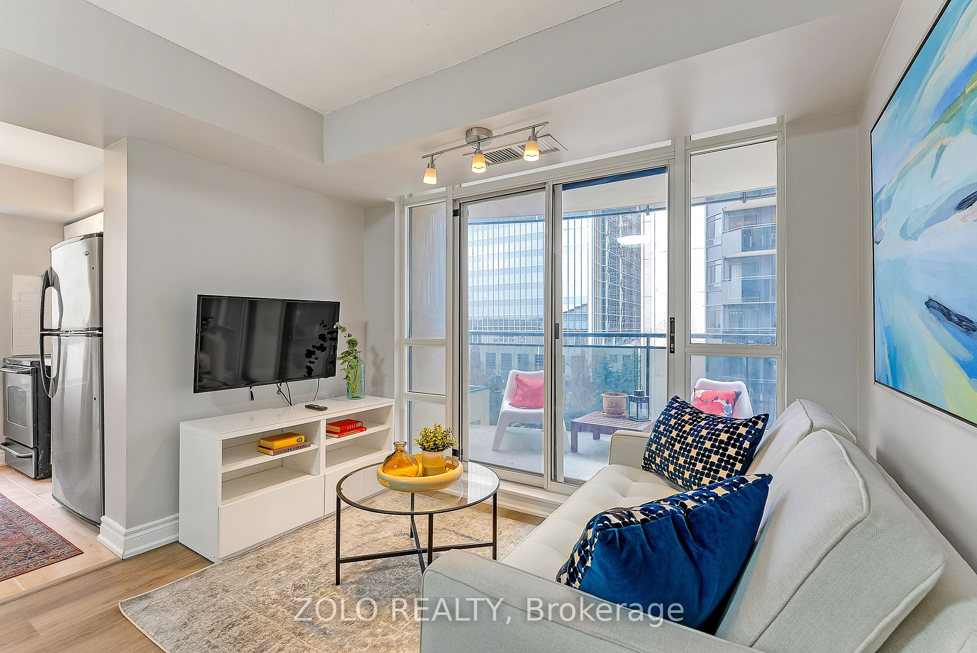 153 Beecroft Rd, #610