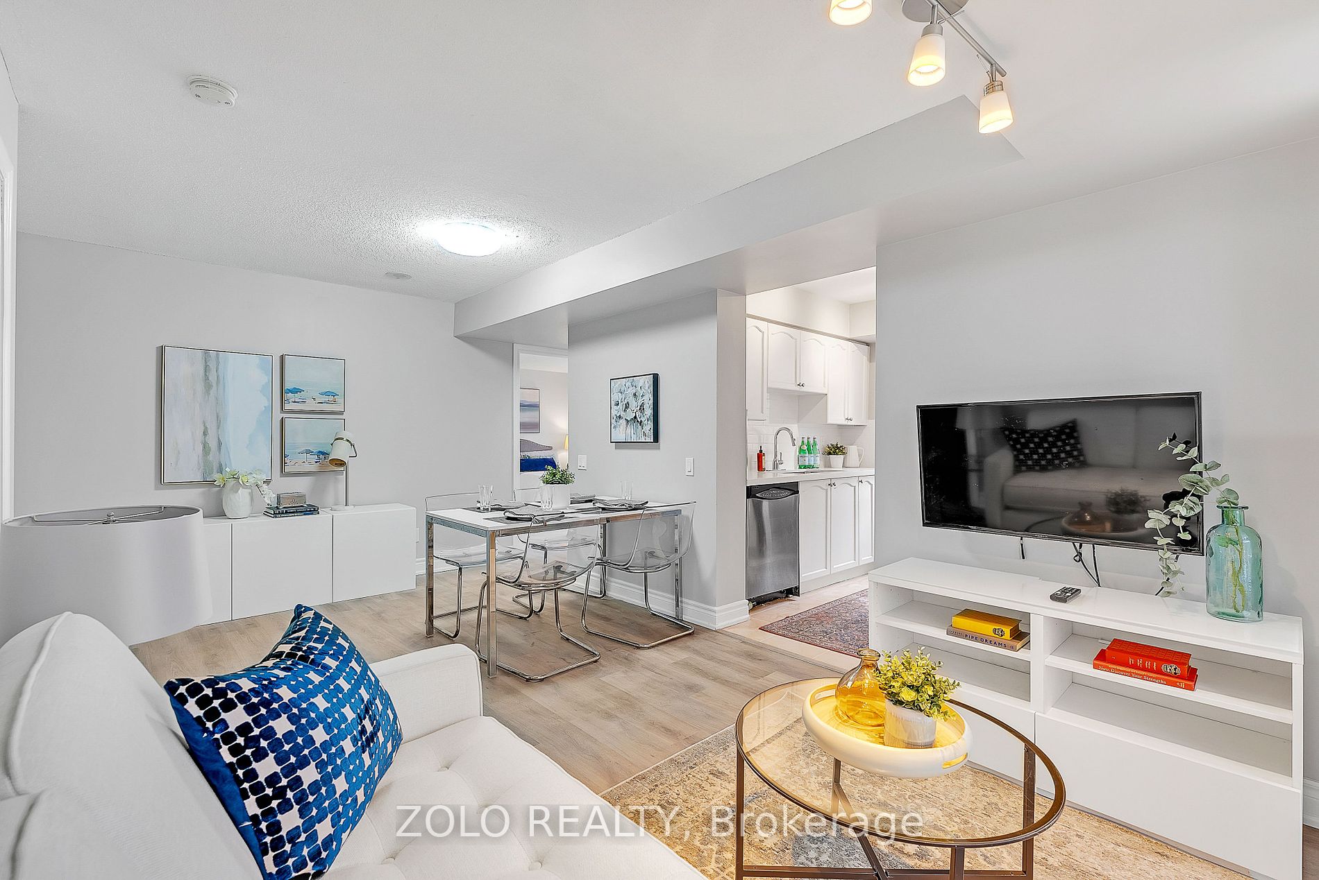153 Beecroft Rd, #610