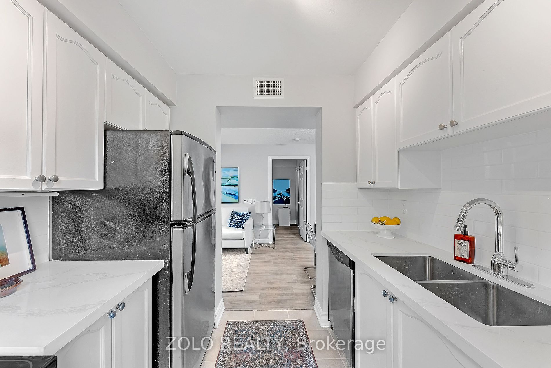 153 Beecroft Rd, #610