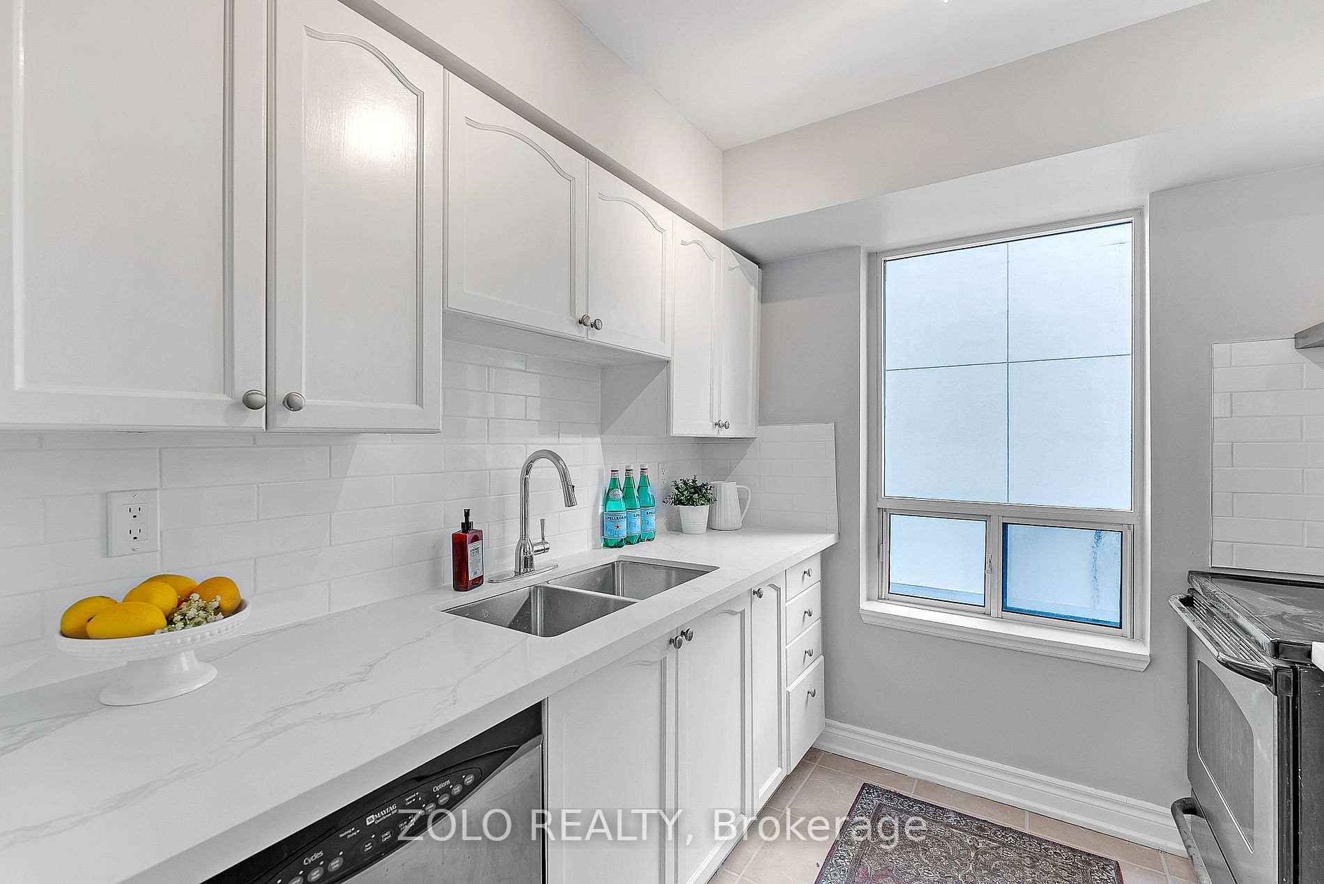 153 Beecroft Rd, #610