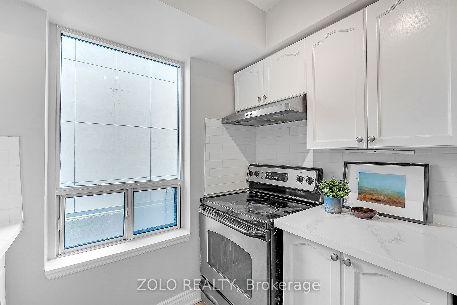 153 Beecroft Rd, #610