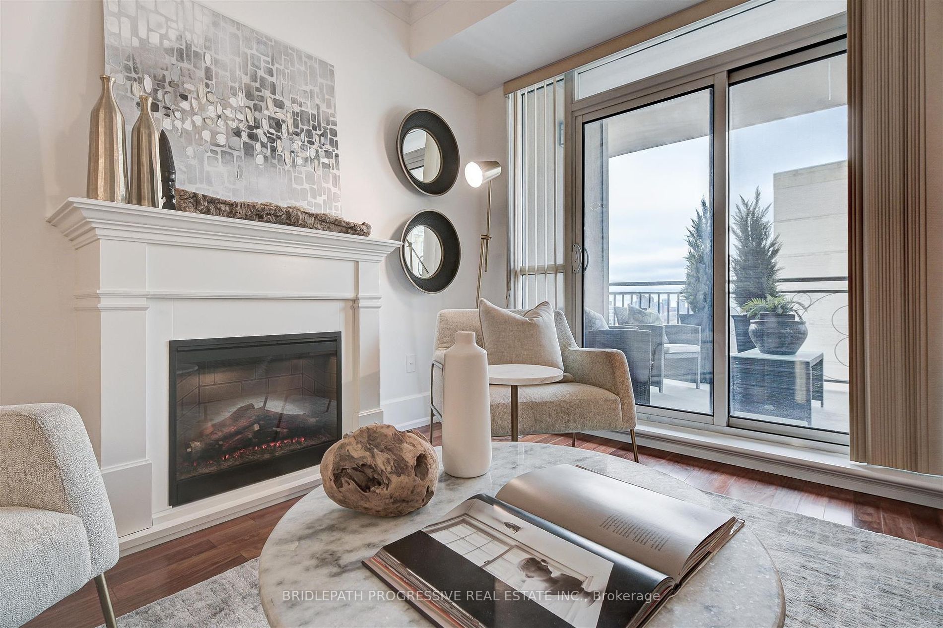 662 Sheppard Avenue E, #1605