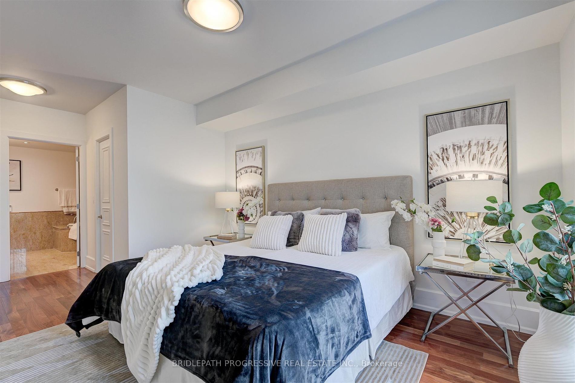 662 Sheppard Avenue E, #1605