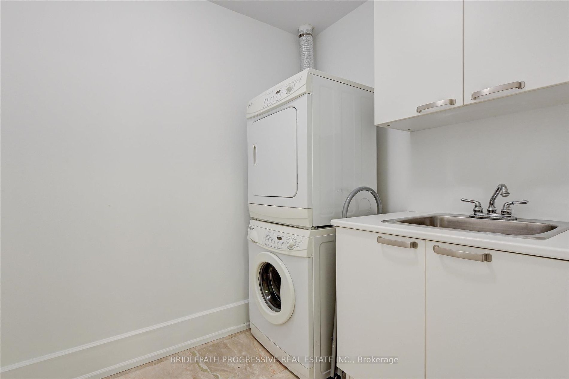 662 Sheppard Avenue E, #1605