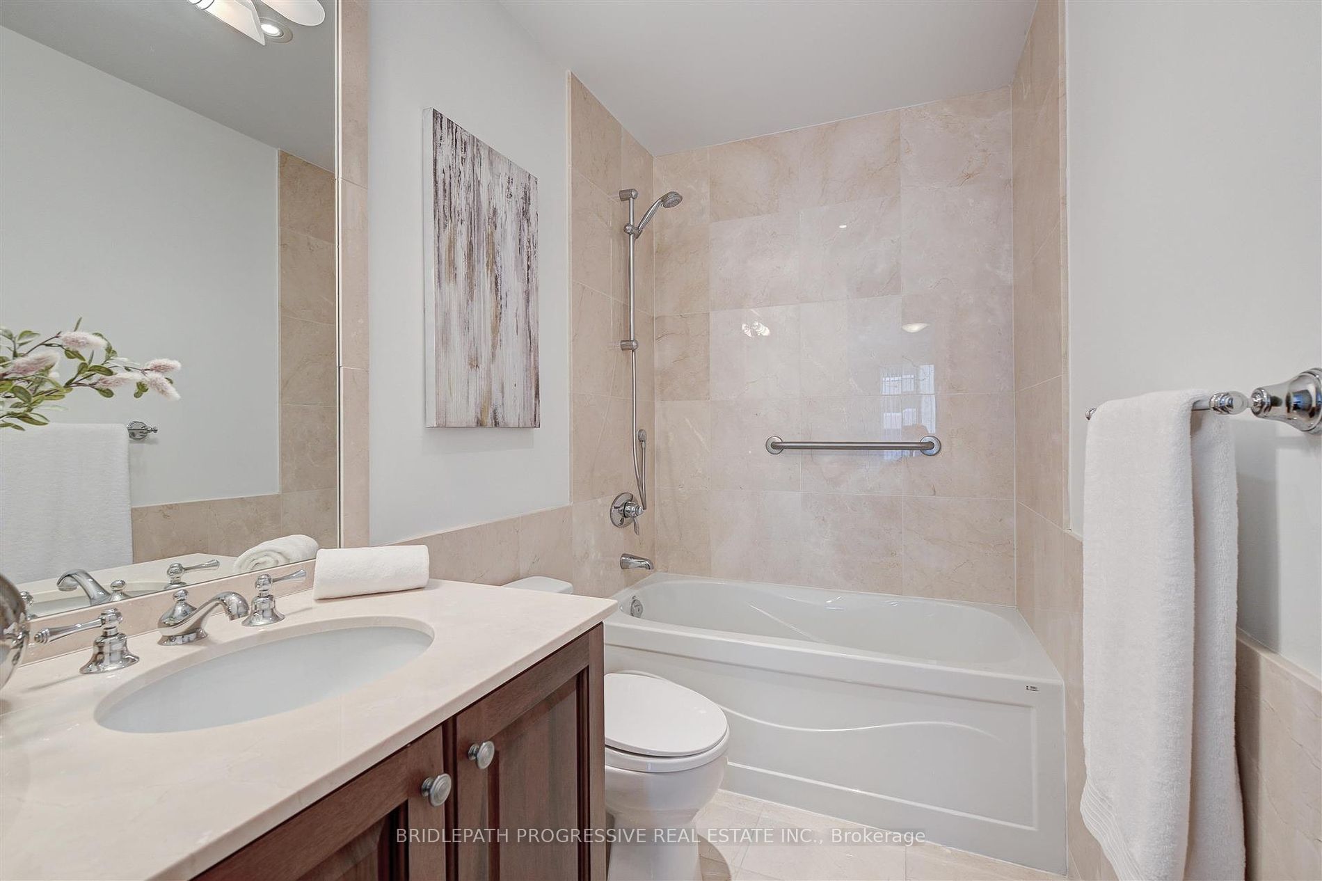 662 Sheppard Avenue E, #1605