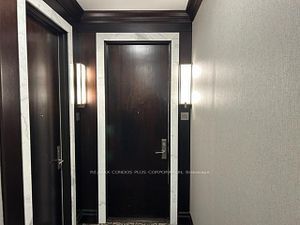 761 Bay Street #4212