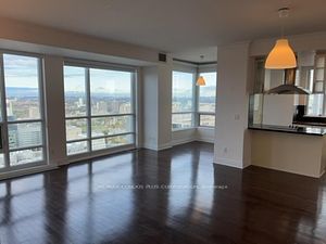 761 Bay Street #4212