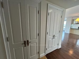 761 Bay Street #4212