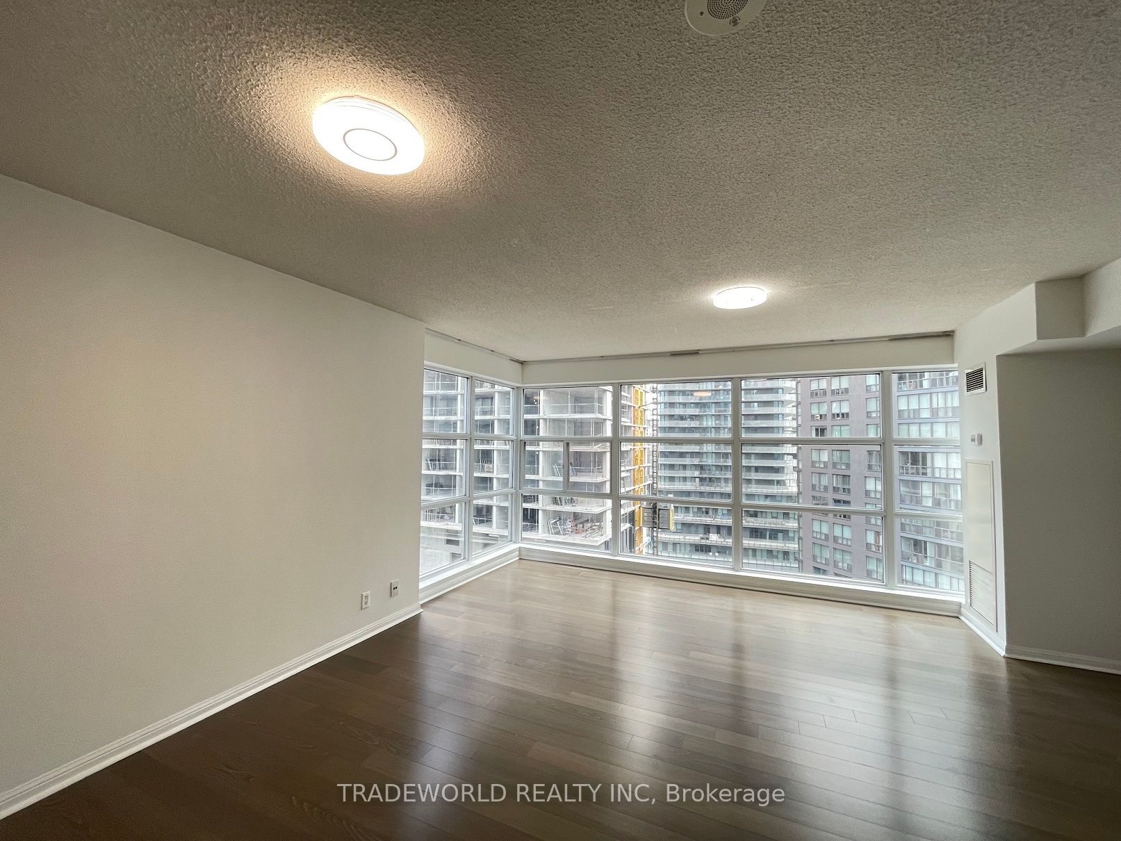 11 St Joseph St, #1612