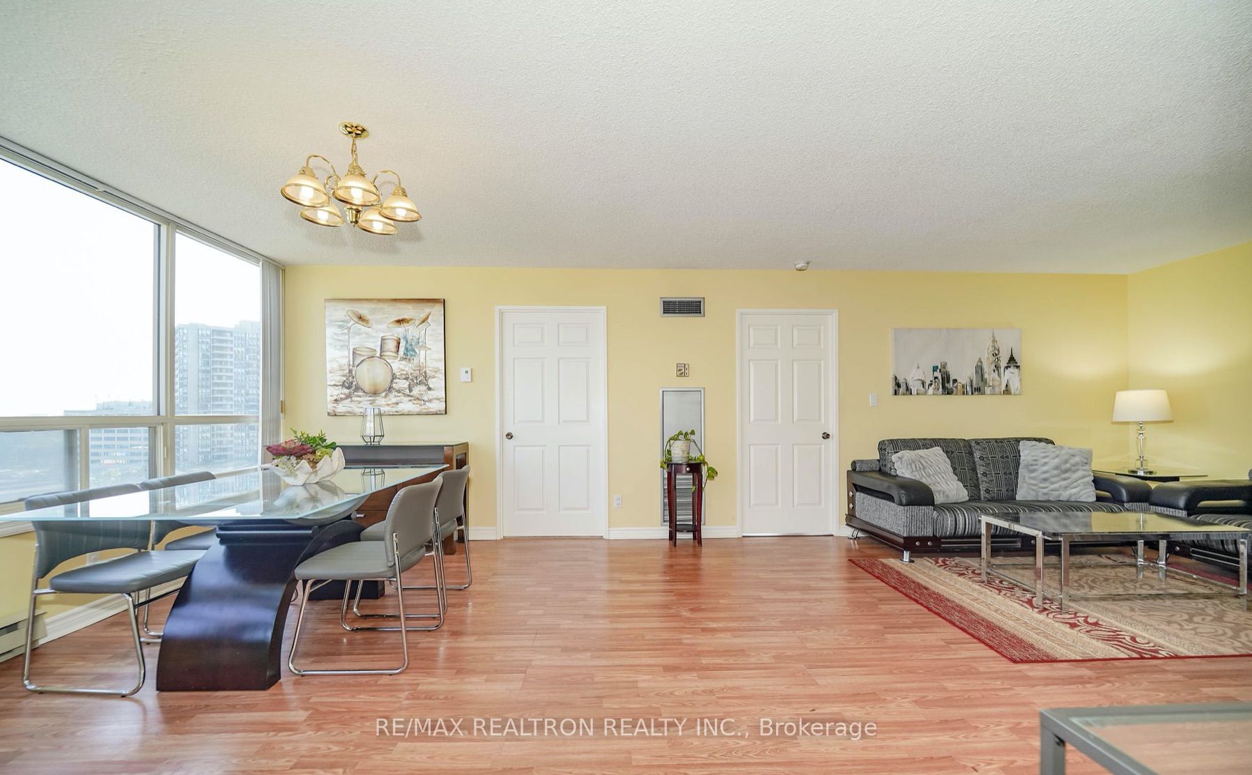 30 Greenfield Ave, #1211