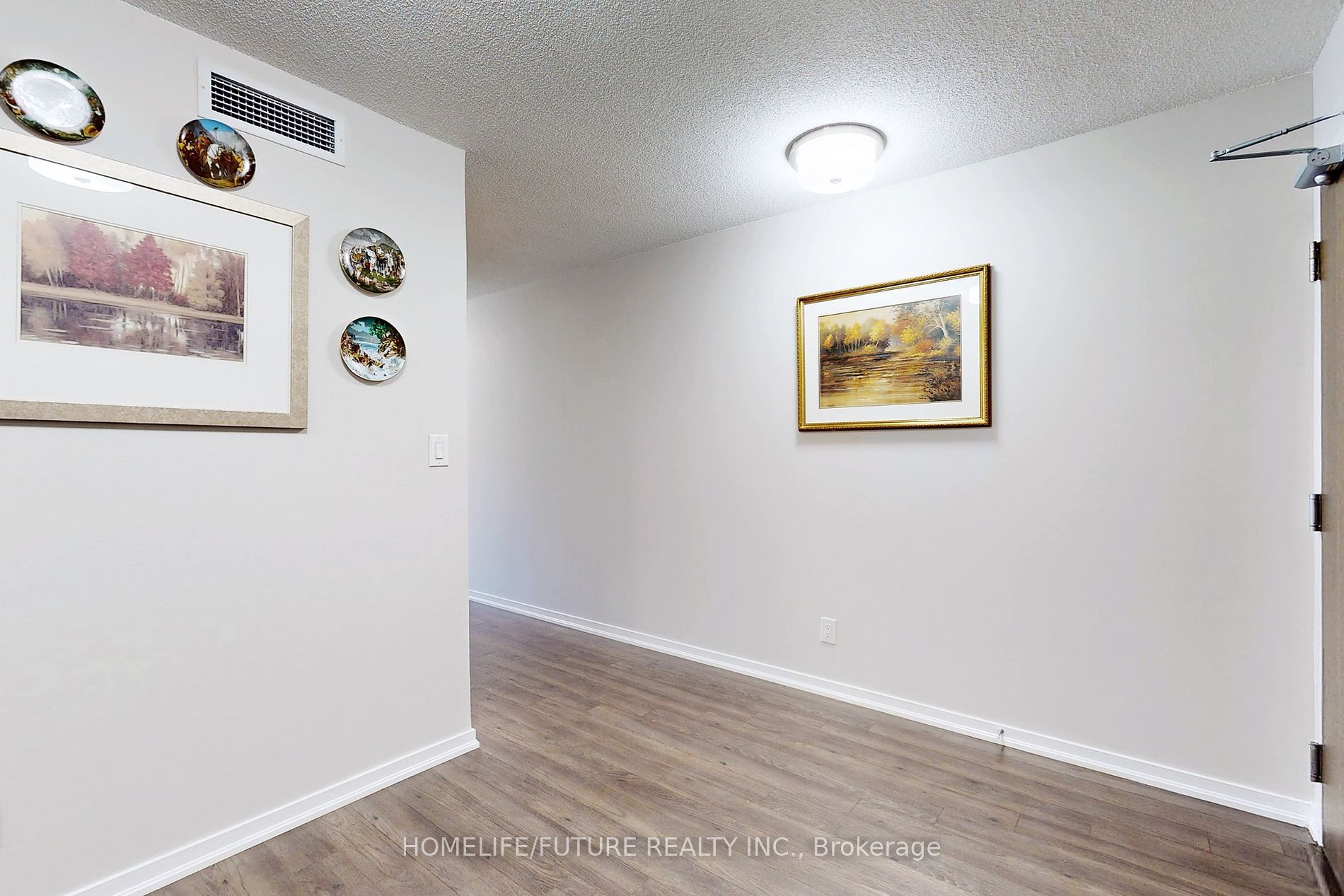 68 Abell St, #716