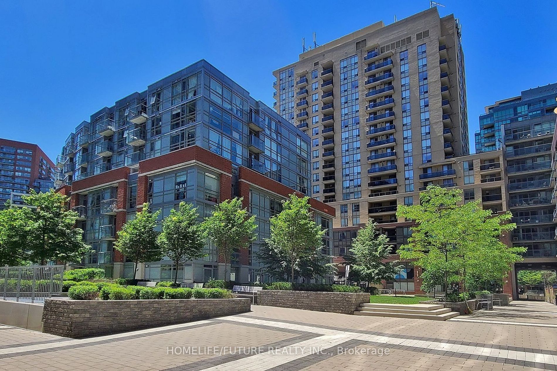 68 Abell St, #716