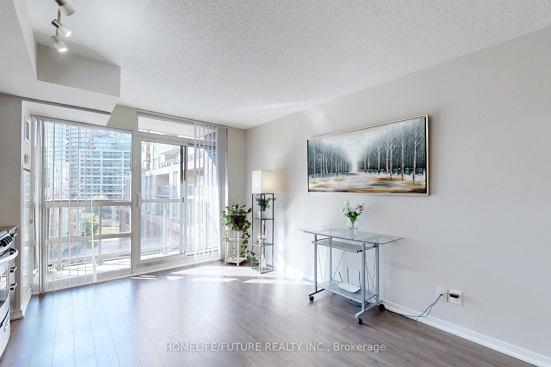 68 Abell St, #716