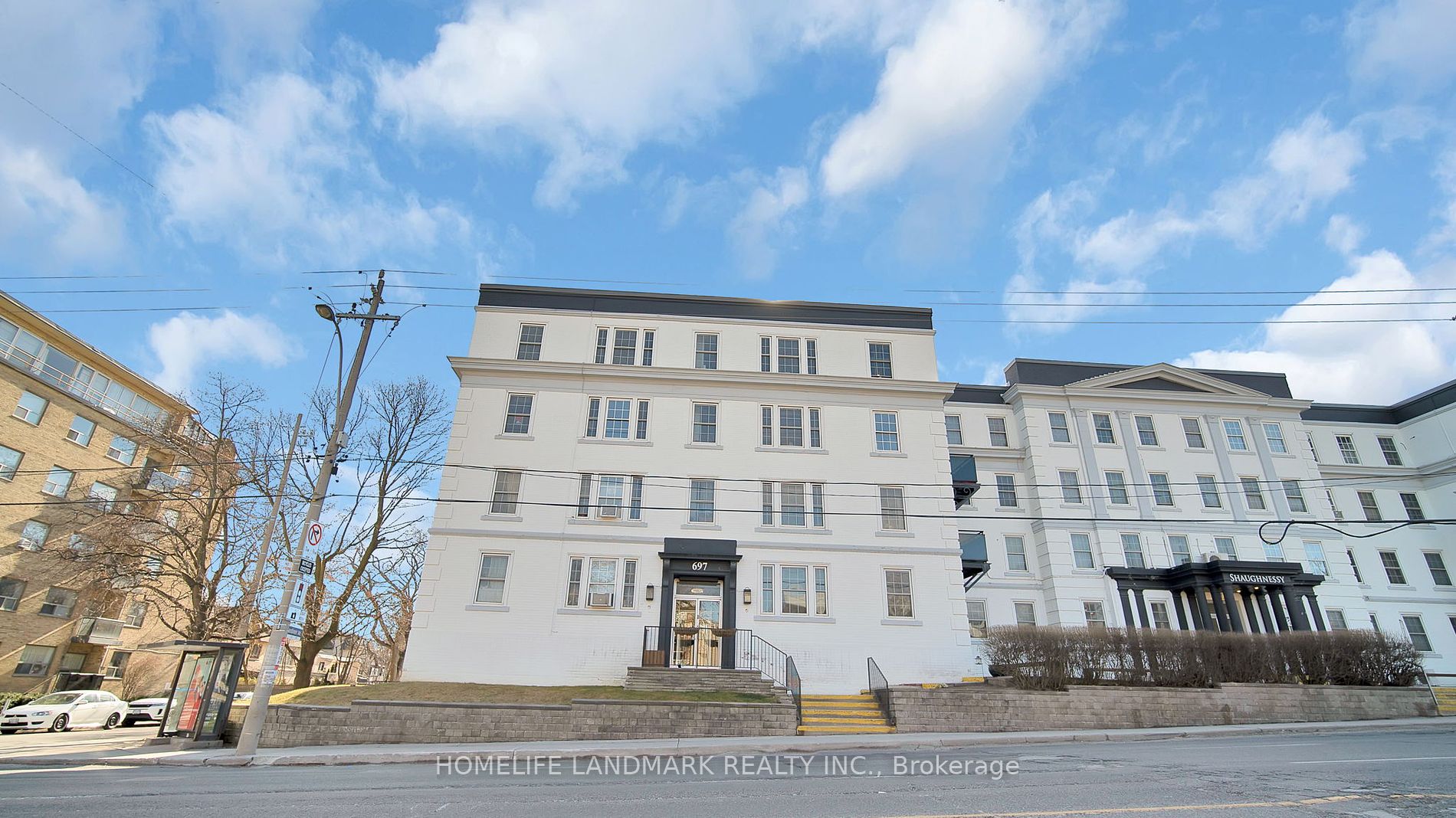 697 Eglinton Avenue W, #105