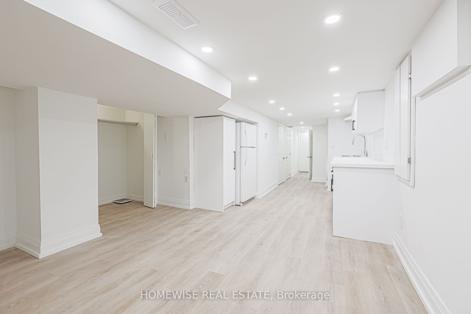 81 Shields Avenue #Lower