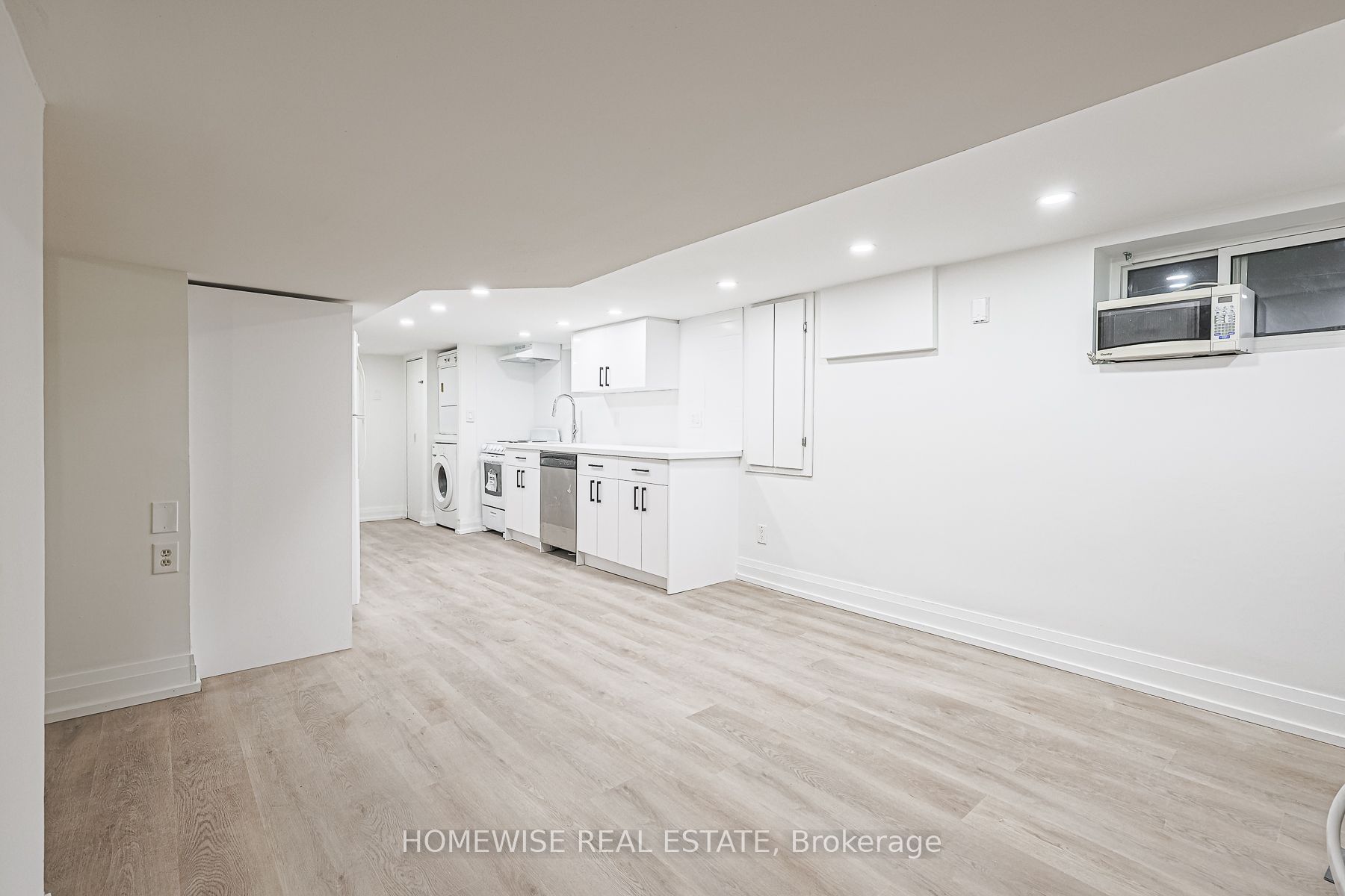 81 Shields Avenue #Lower