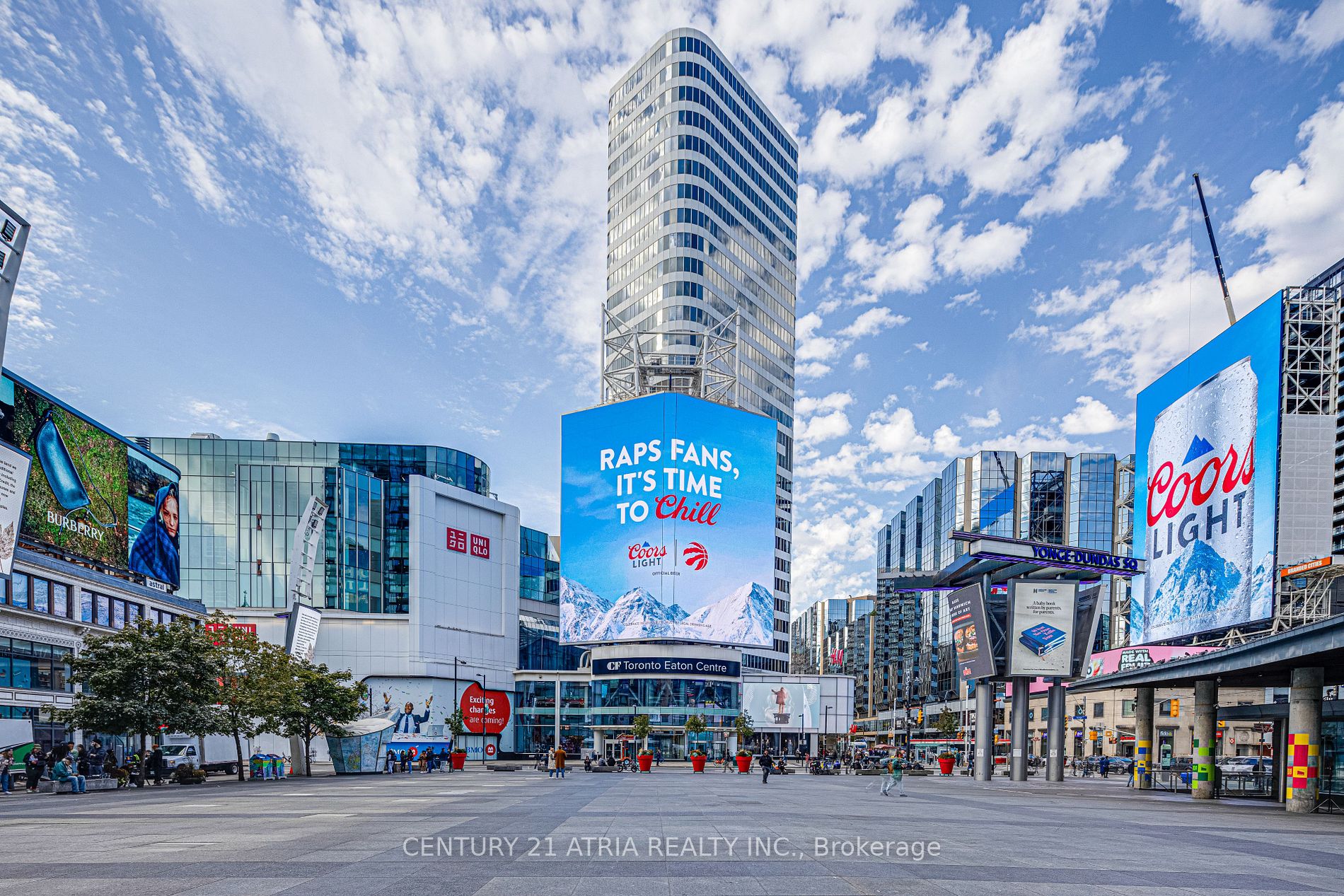 210 Victoria St, #809