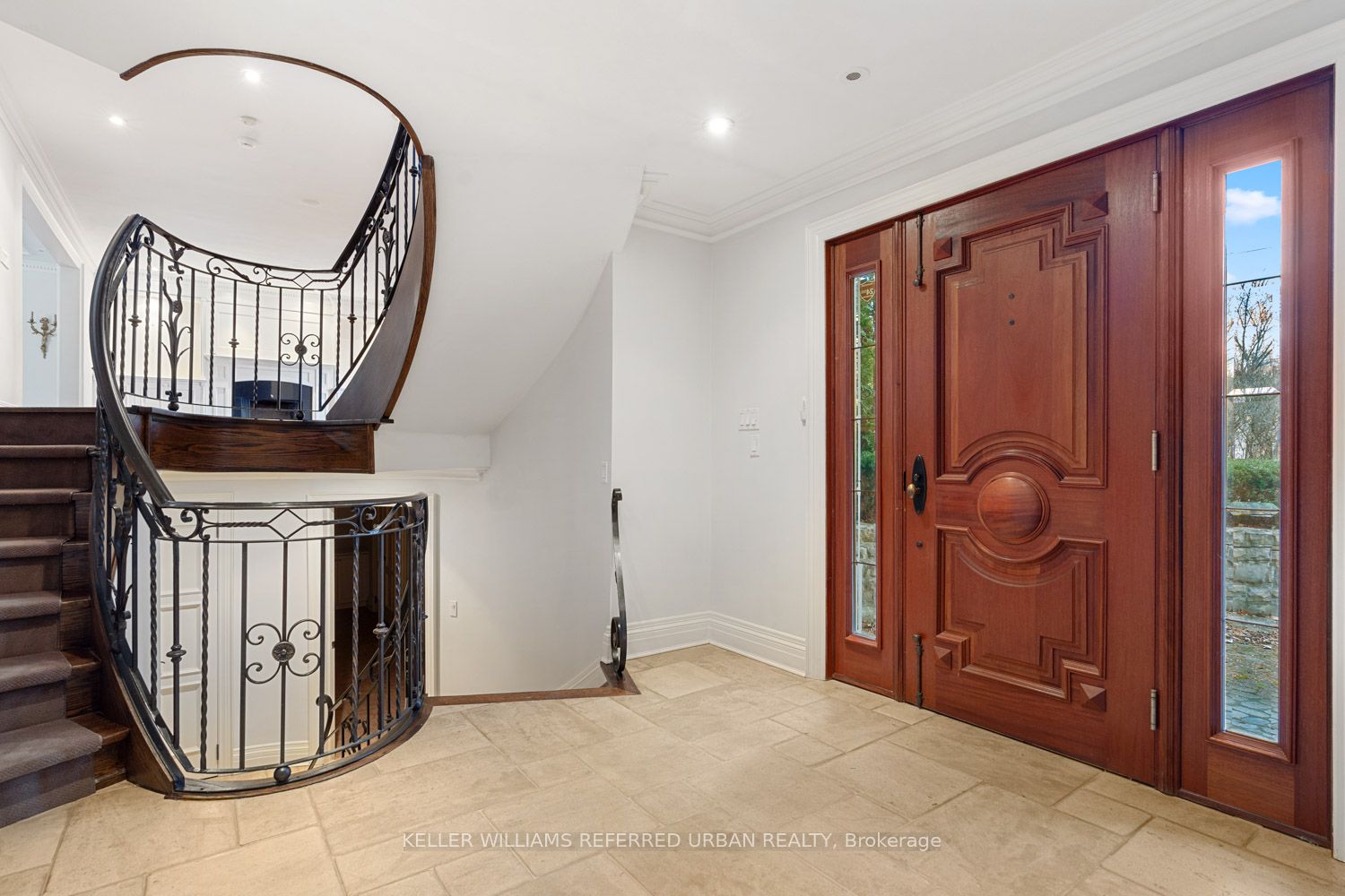 19 Forest Glen Cres
