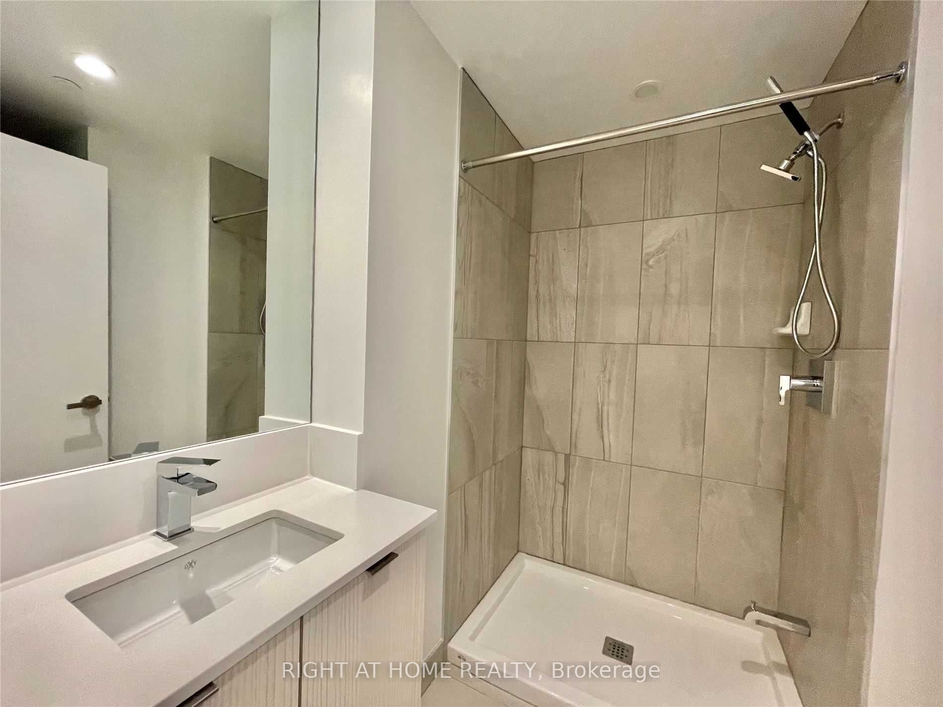 195 Redpath Ave, #3116