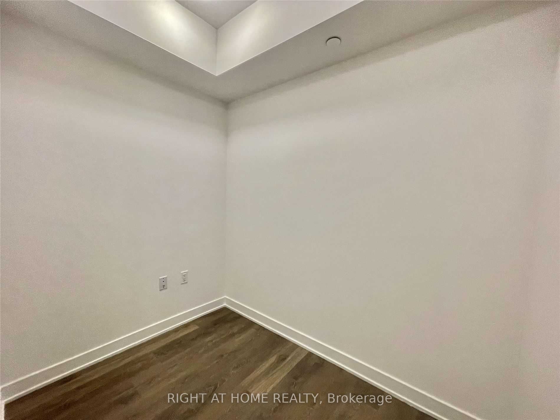 195 Redpath Ave, #3116