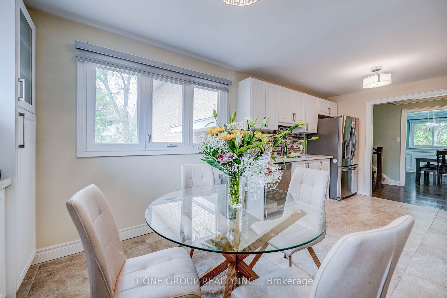 25 Greenyards Drive