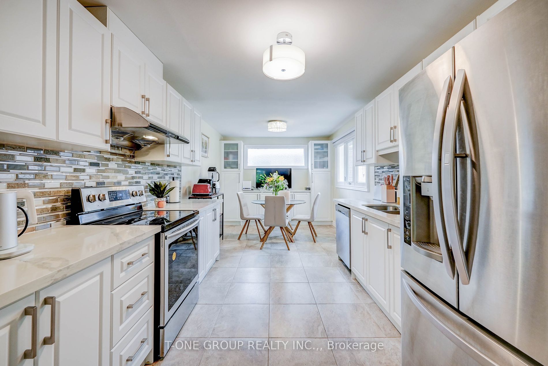 25 Greenyards Drive