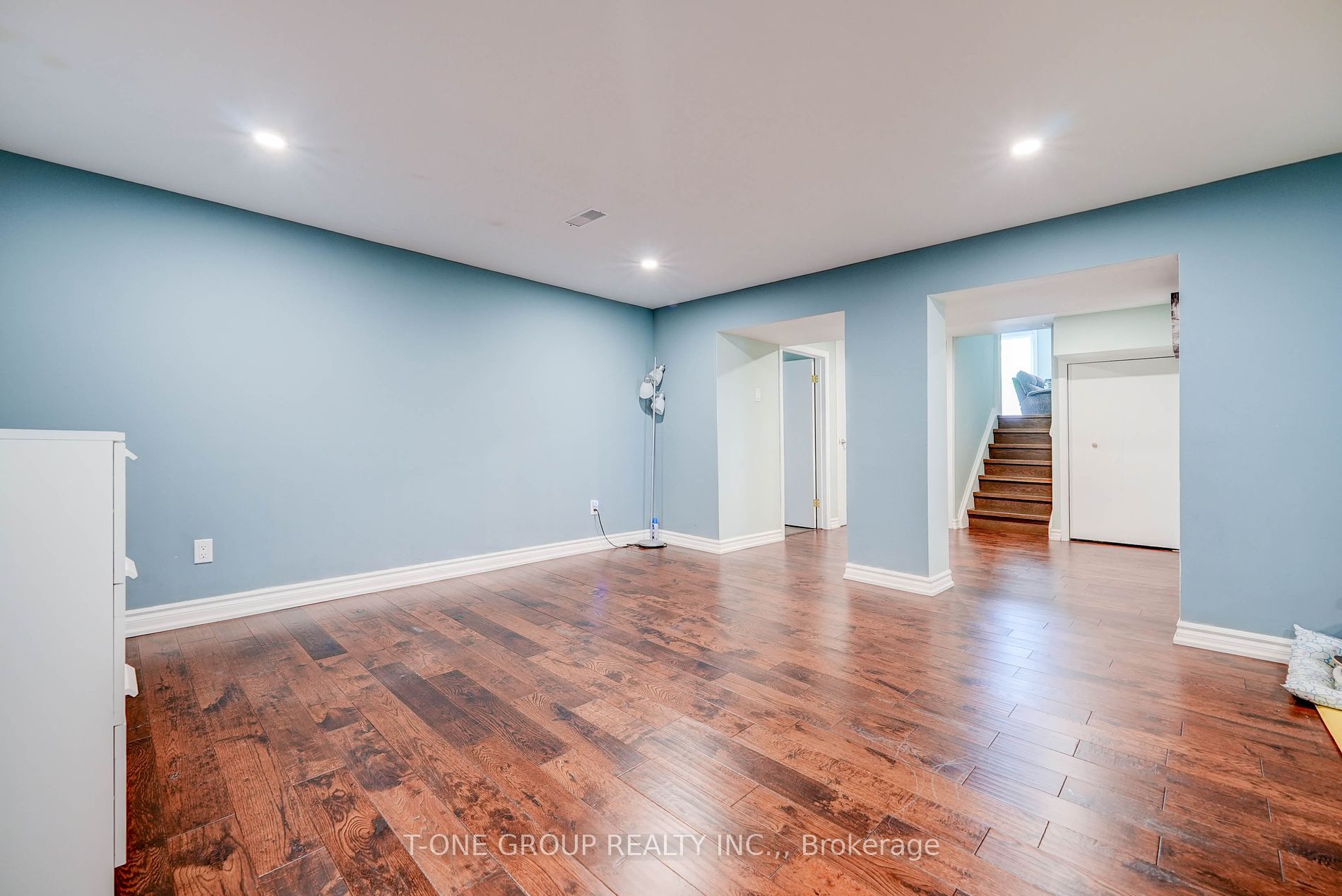 25 Greenyards Drive