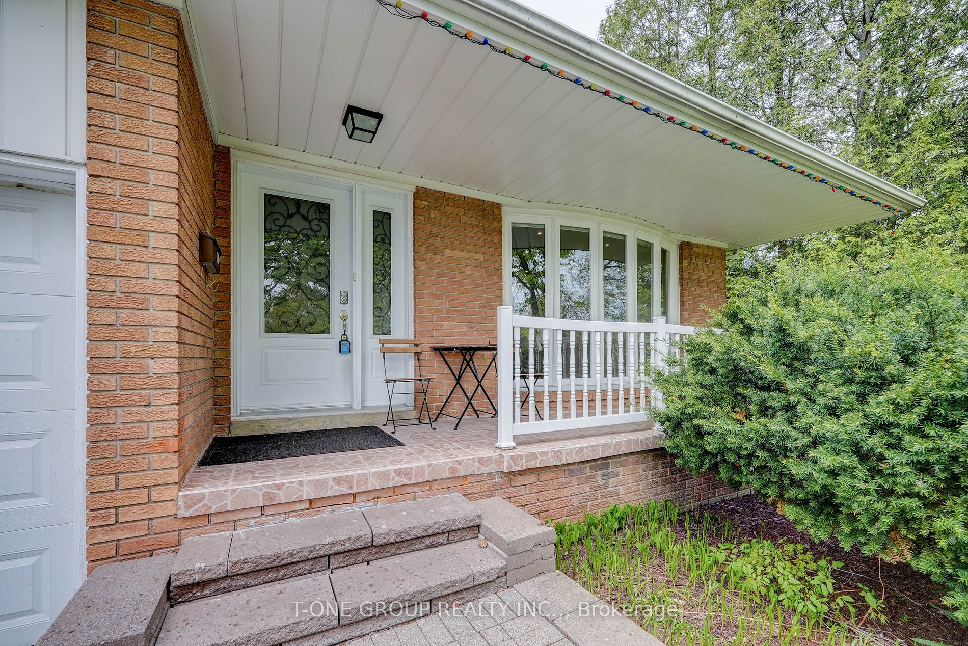 25 Greenyards Drive