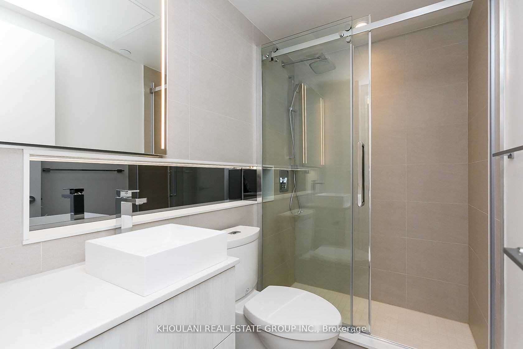 215 Queen St, #2310