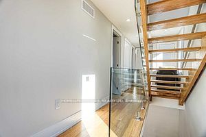 30 Rockvale Ave