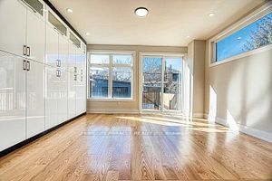 30 Rockvale Ave