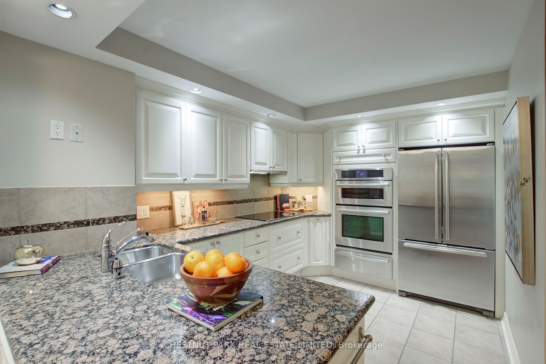 2727 Yonge St, #403