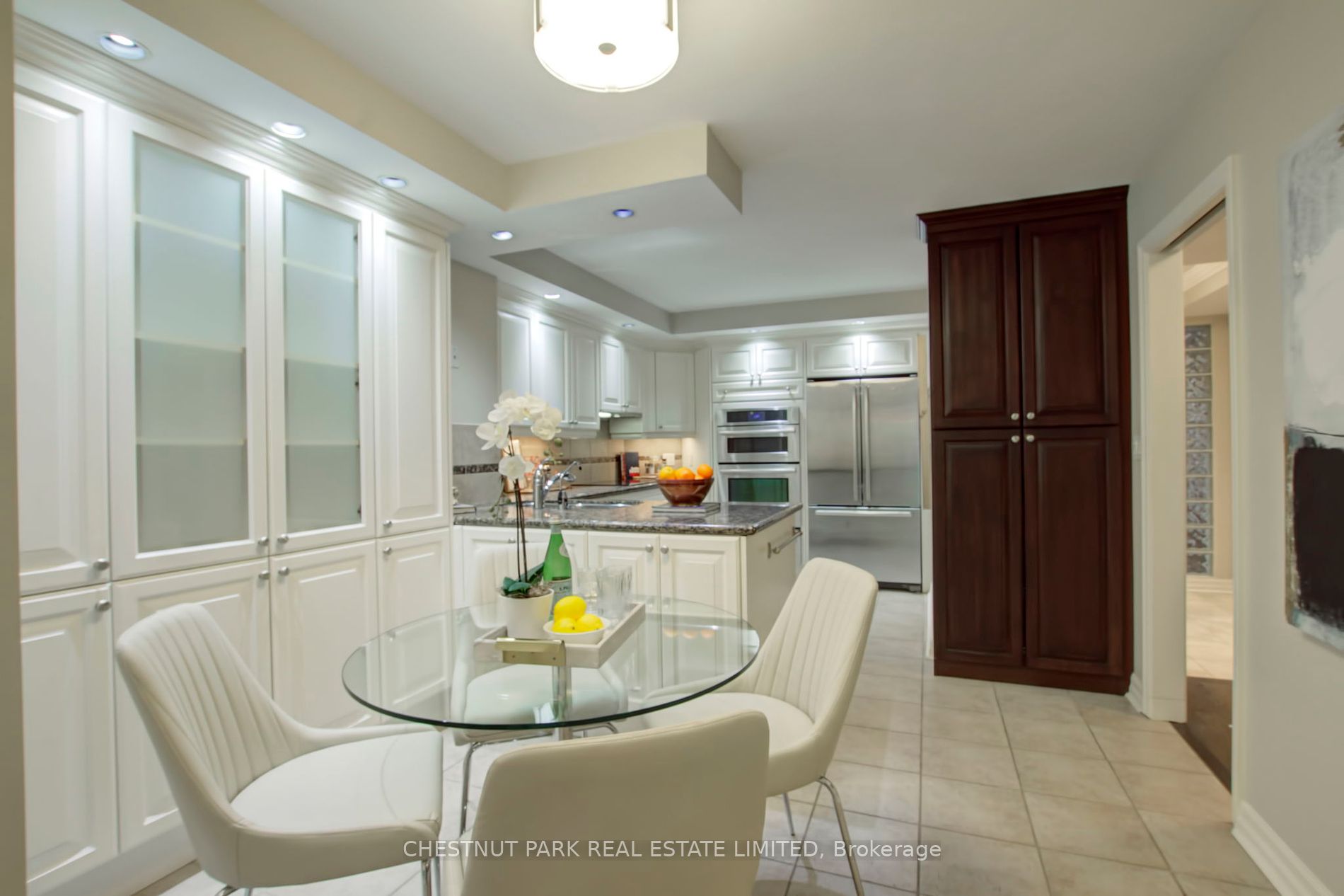 2727 Yonge St, #403