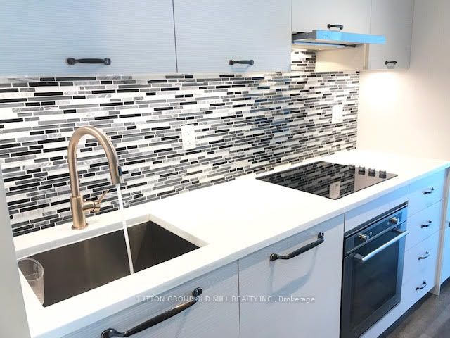 106 Dovercourt Road, #302