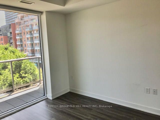 106 Dovercourt Road, #302