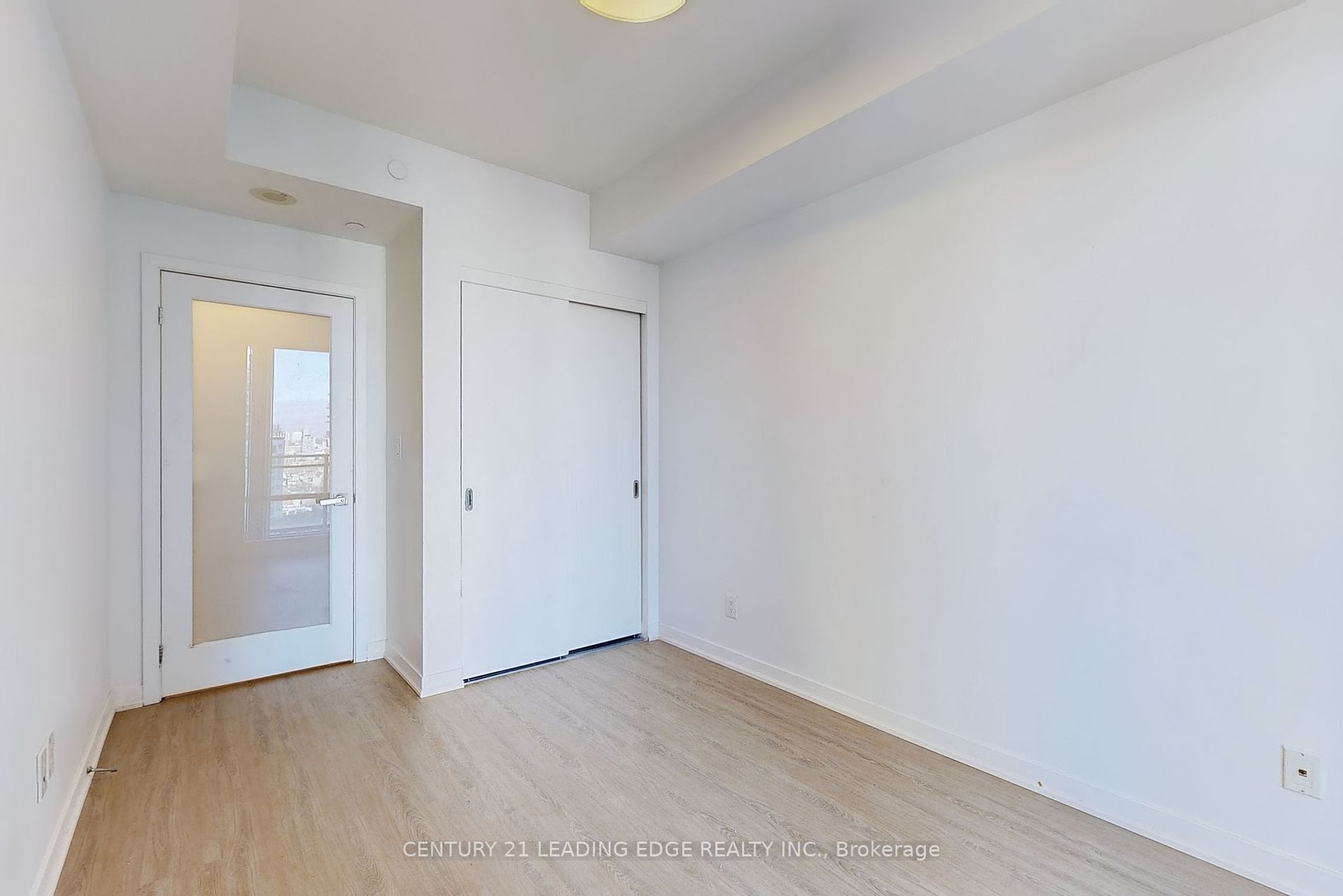 21 Widmer St, #1702