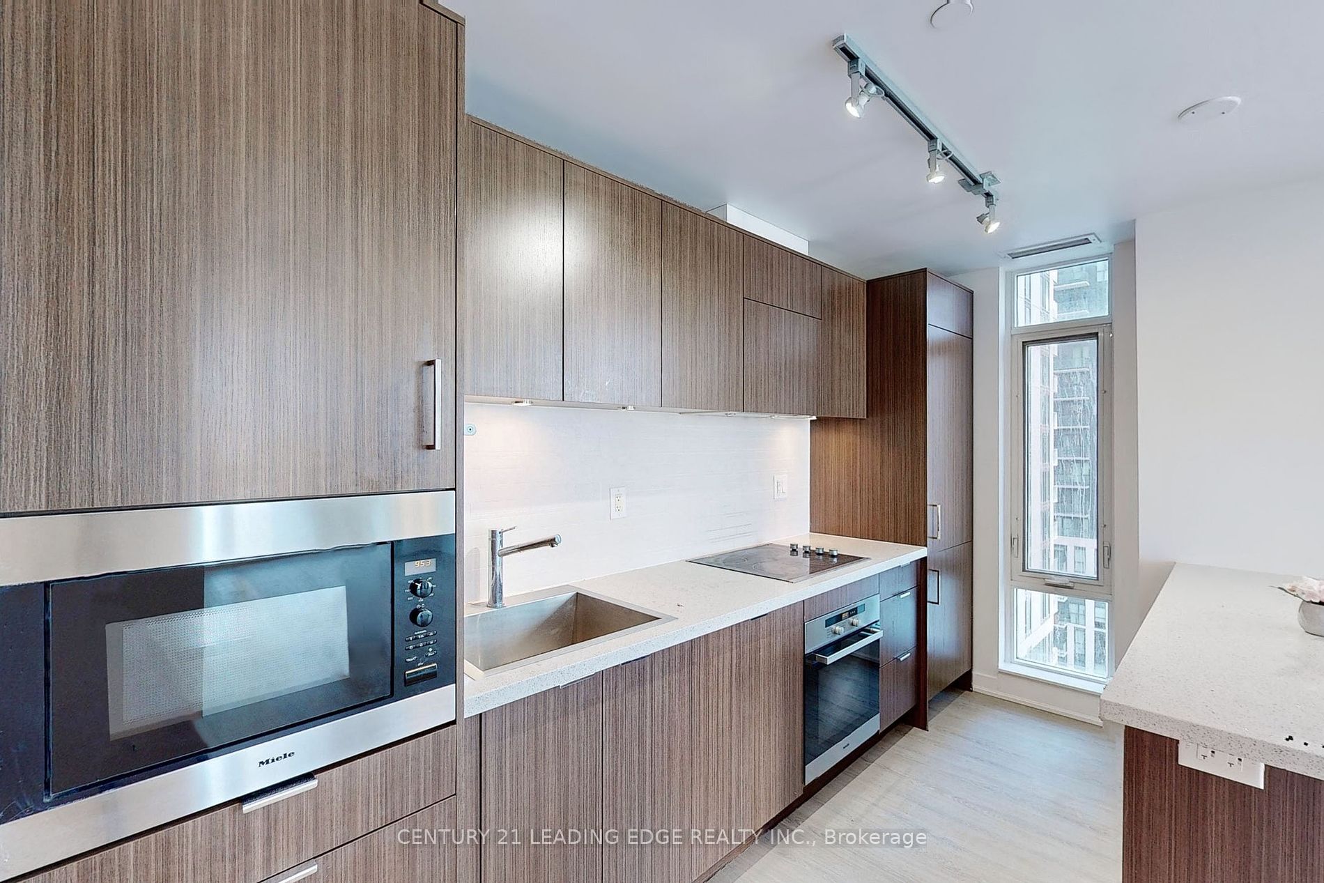 21 Widmer St, #1702