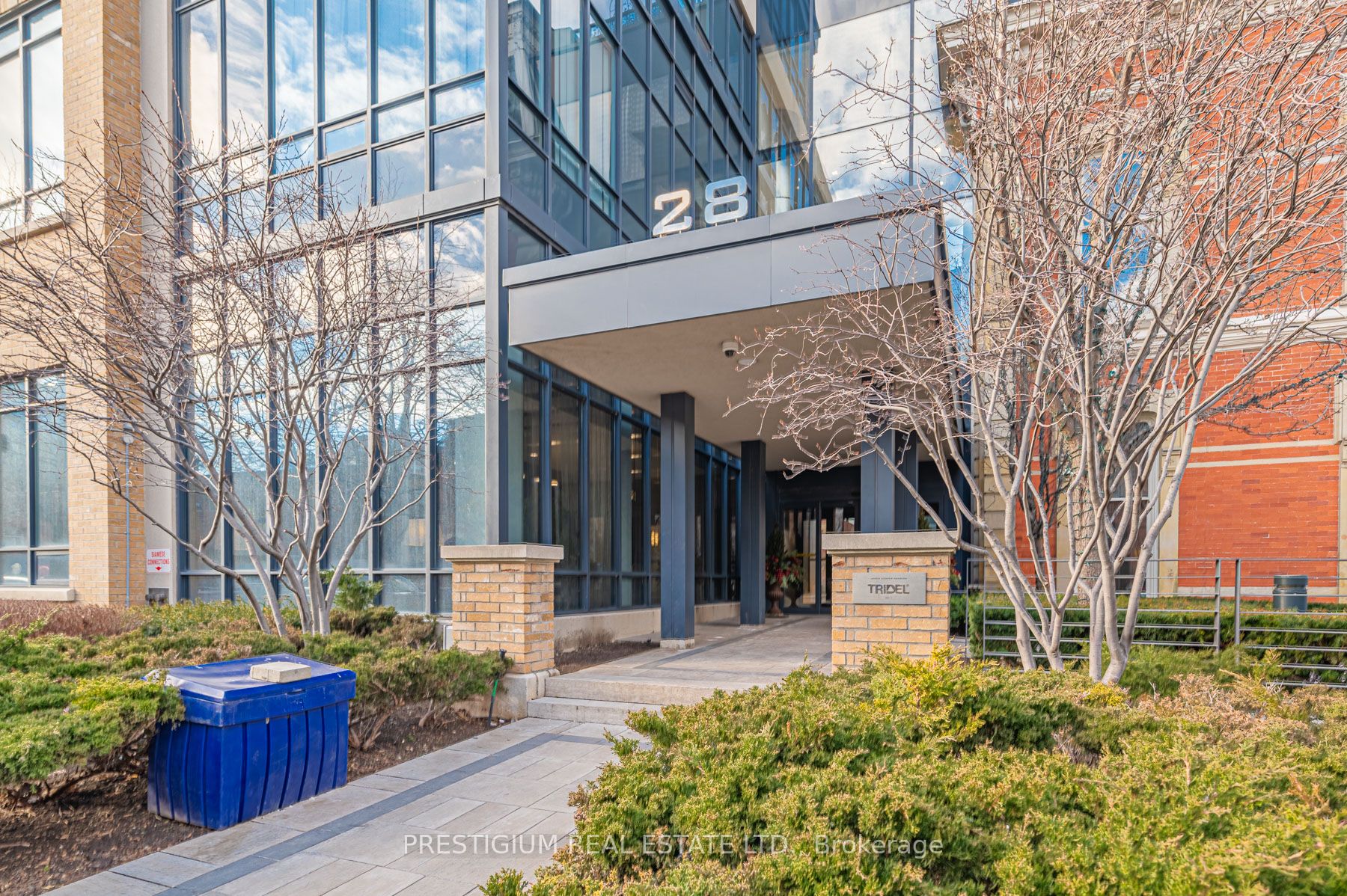 28 Linden St, #806