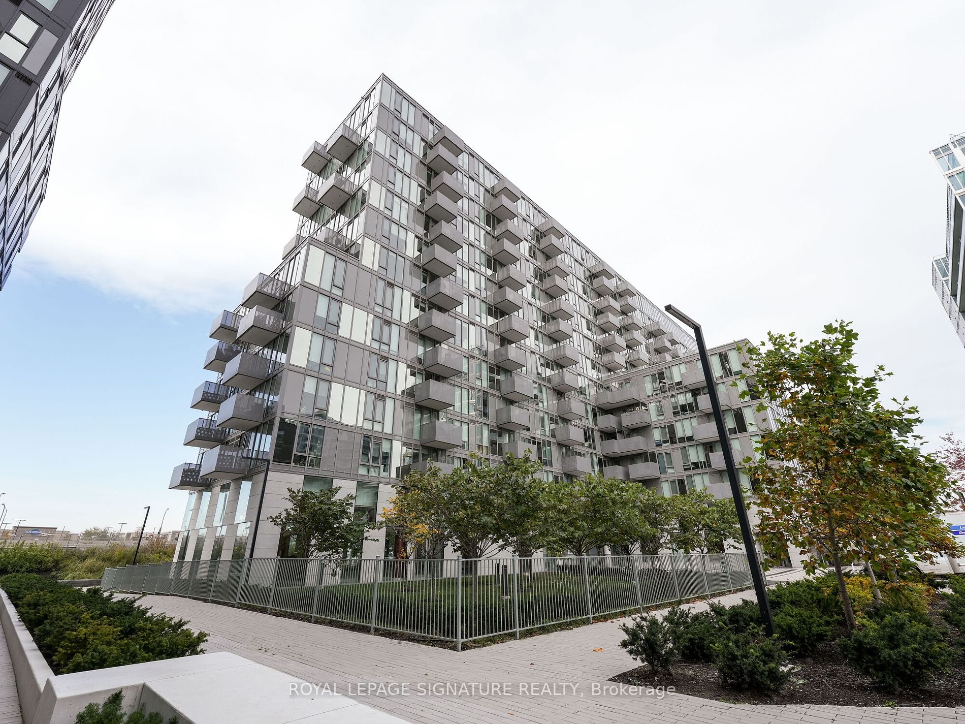 38 Monte Kwinter Crt, #517